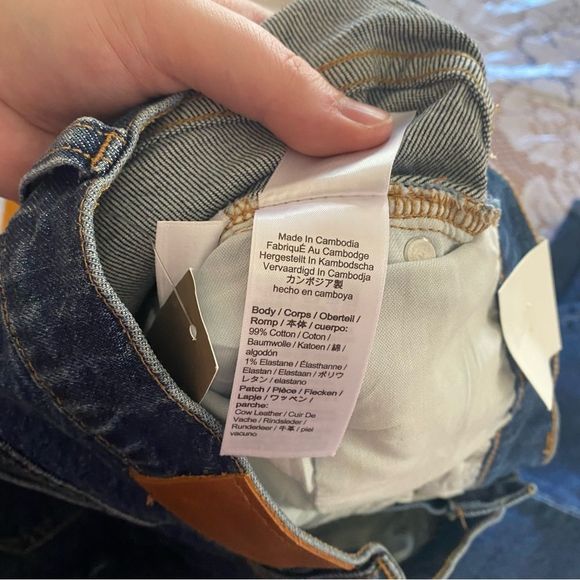 J. Crew • High Rise 90’s Classic Straight Jean in Cooper Square Wash - Picture 11 of 15